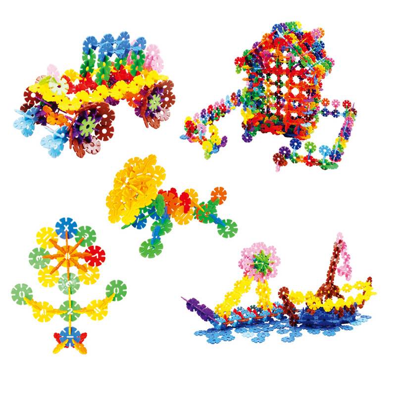 婴侍卫大雪花片积木如图专为儿童设计
